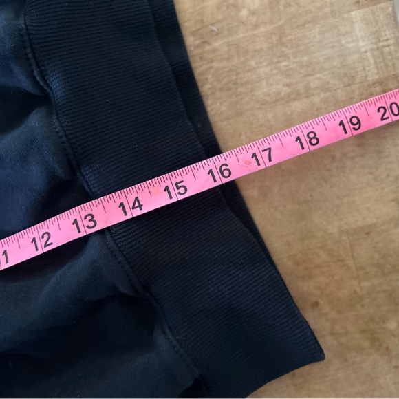 Nike Phoenix Fleece Cropped V Neck Sweatshirt Black Small Women - Picture 8 of 8